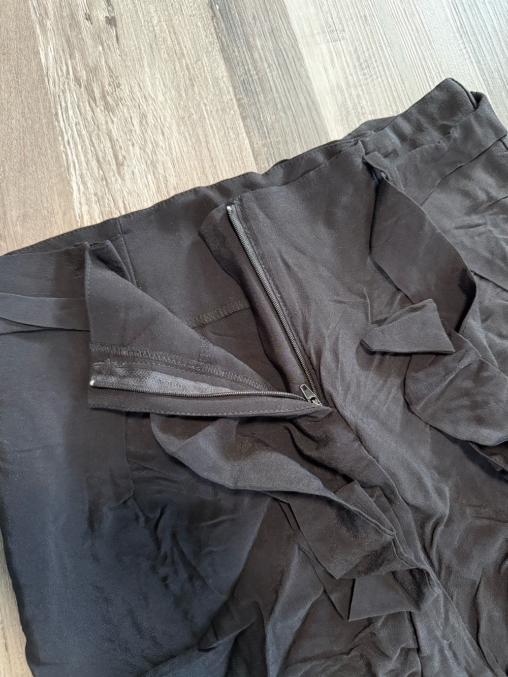 Monteau - Black Women's Tie-Waist Shorts size Medium - Picture 3 of 5